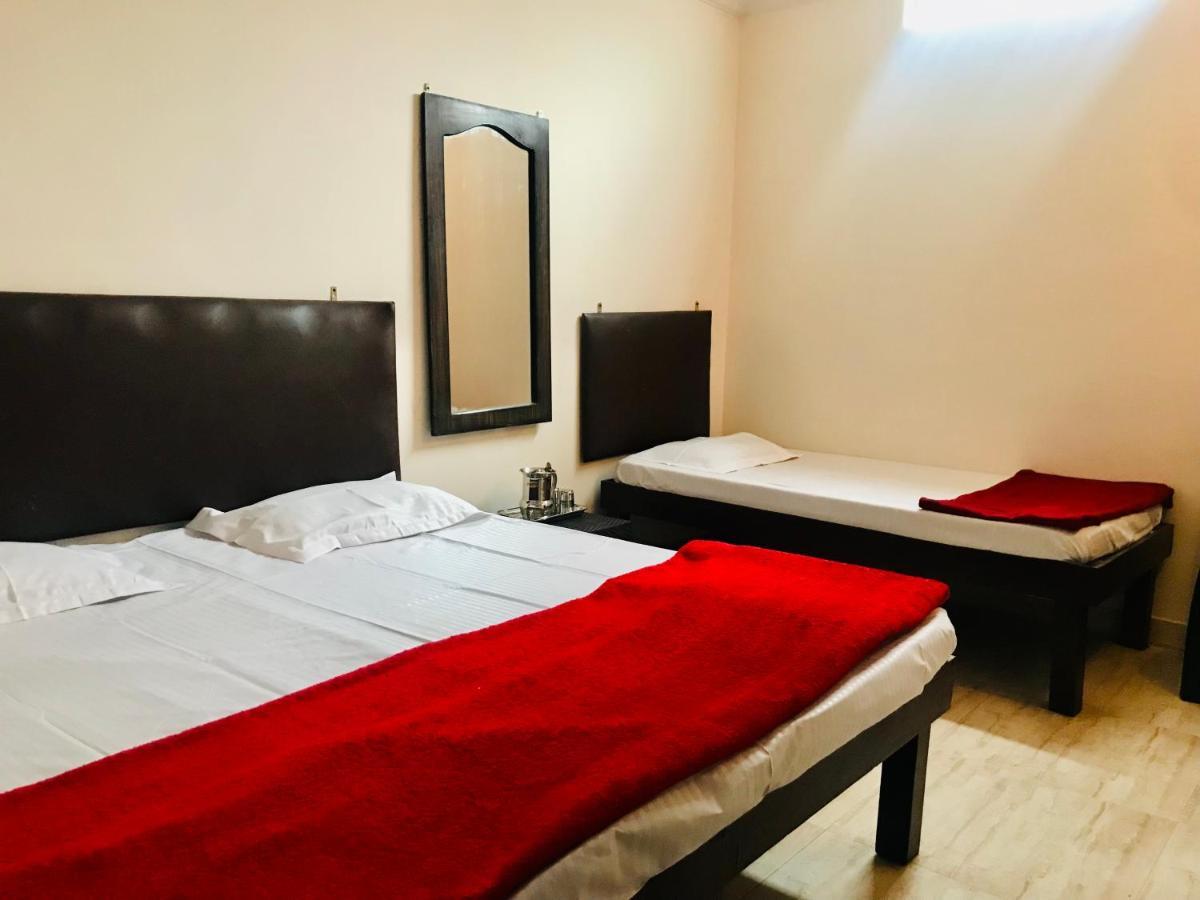 Hotel Diamond Secundurabad Kültér fotó