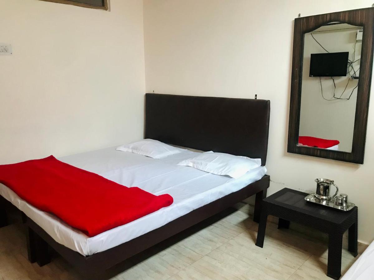 Hotel Diamond Secundurabad Kültér fotó