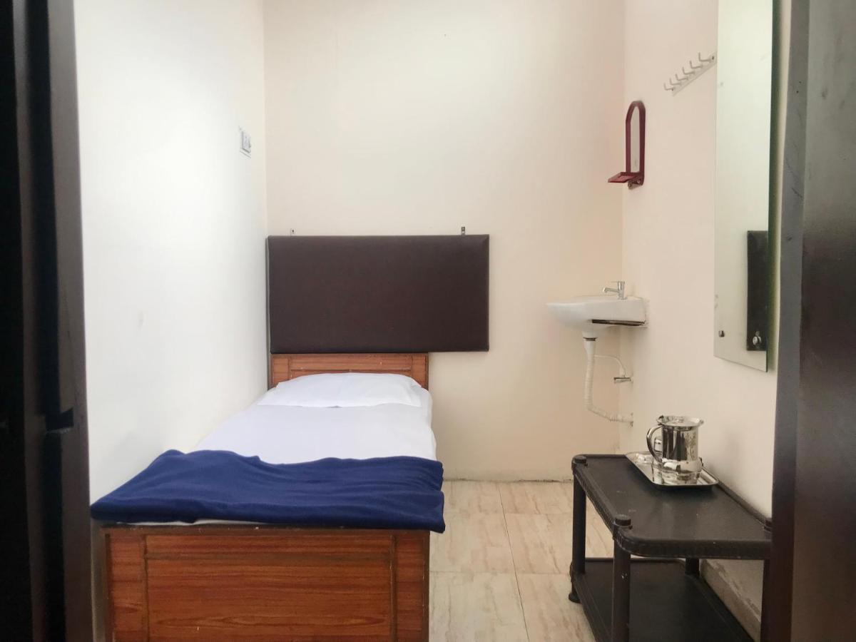 Hotel Diamond Secundurabad Kültér fotó